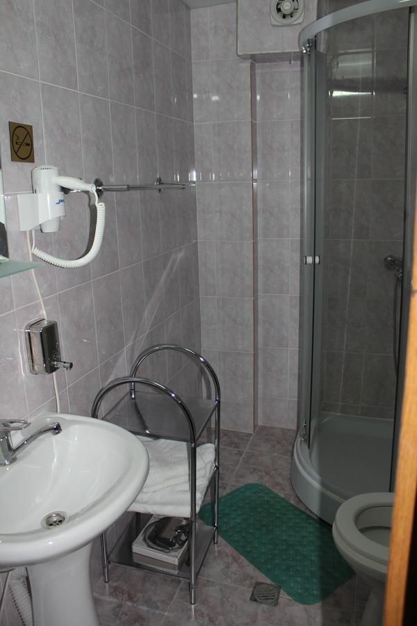 Guest House Zvanba Gagra Exterior foto